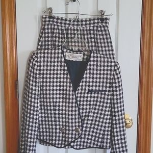 Evan Picone 2-piece suit